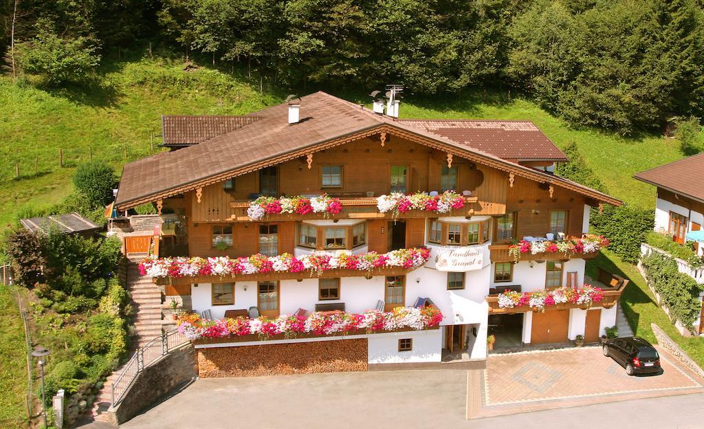 Landhaus Granat Mayrhofen Luaran gambar